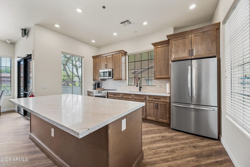 Image 38 of property listing at 20750 N 87TH Street 2032, Scottsdale, AZ 85255