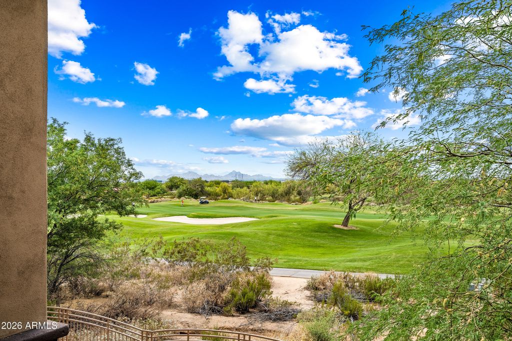 Image 5 of property listing at 20750 N 87TH Street 2032, Scottsdale, AZ 85255