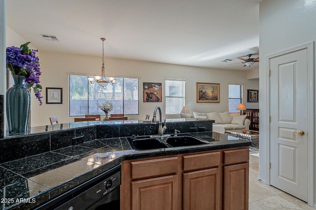 1857 W PERIWINKLE Way, Chandler, AZ 85248