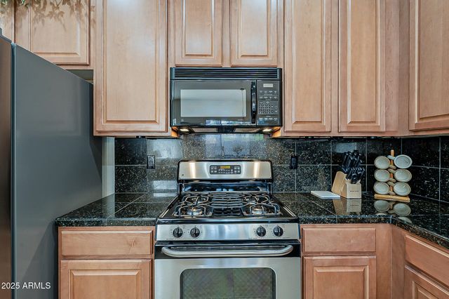 1857 W PERIWINKLE Way, Chandler, AZ 85248