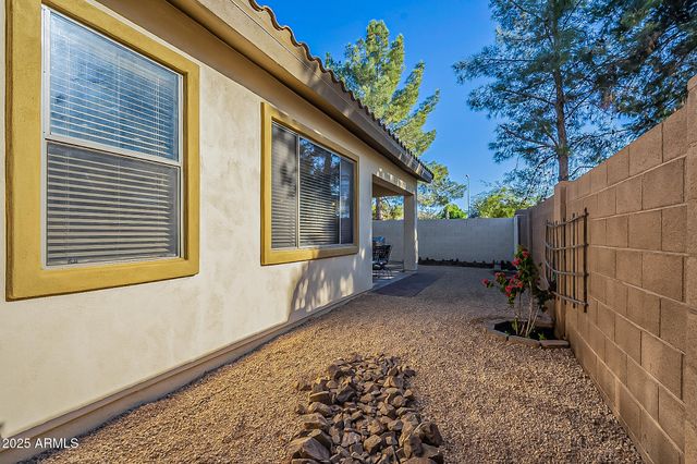 1857 W PERIWINKLE Way, Chandler, AZ 85248