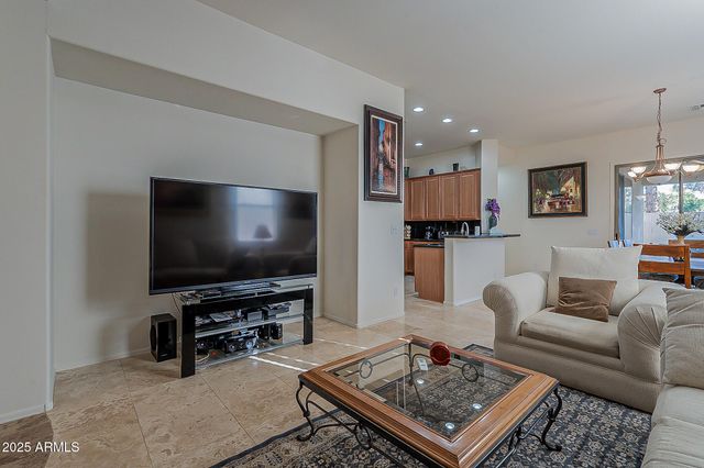 1857 W PERIWINKLE Way, Chandler, AZ 85248