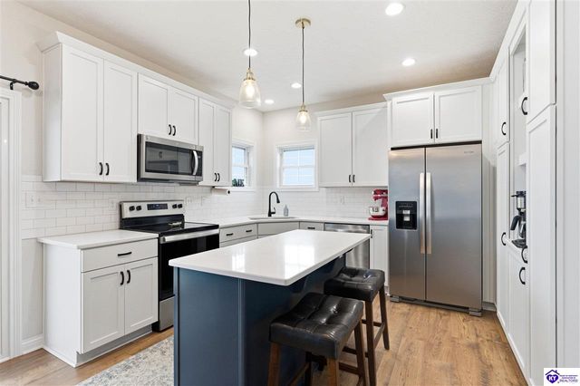 124 Aiden Lane, Elizabethtown, KY 42701