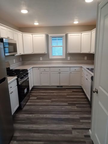 1512 CARTER Court, Mishawaka, IN 46545