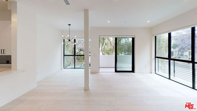 105 S Doheny Drive 506, Los Angeles, CA 90048