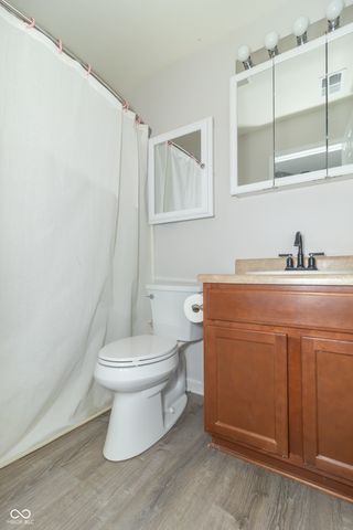 394 Gondola Run, Greenfield, IN 46140