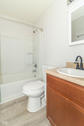 394 Gondola Run, Greenfield, IN 46140