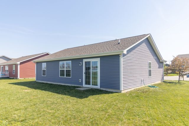 394 Gondola Run, Greenfield, IN 46140