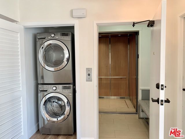 1227 Granville Avenue 200, Los Angeles, CA 90025