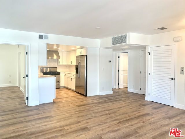 1227 Granville Avenue 200, Los Angeles, CA 90025