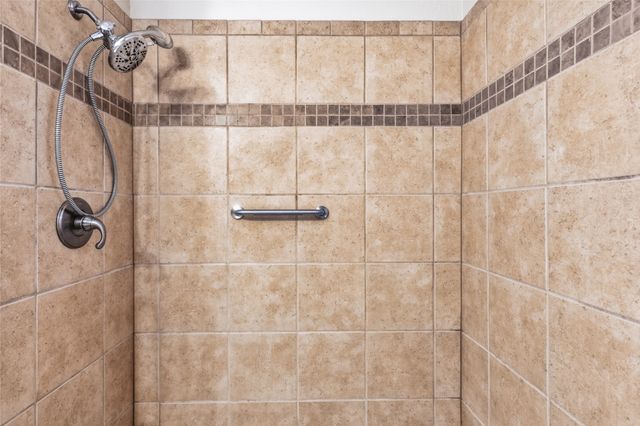 2922 Layne Drive, Denison, TX 75020