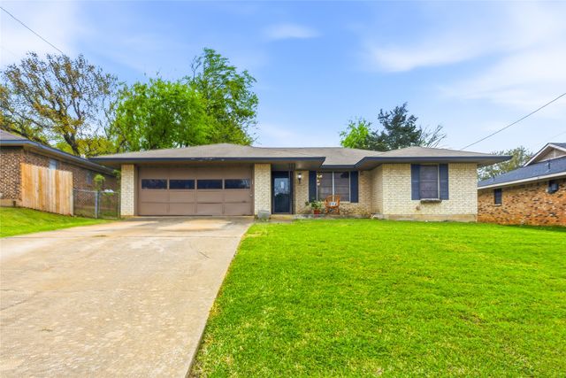 2922 Layne Drive, Denison, TX 75020