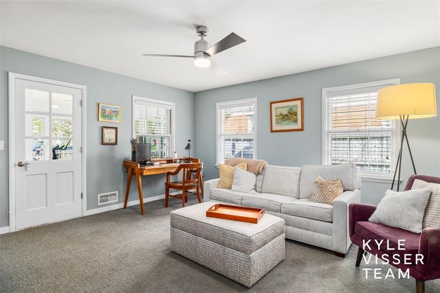 2405 Oakwood Drive, East Grand Rapids, MI 49506