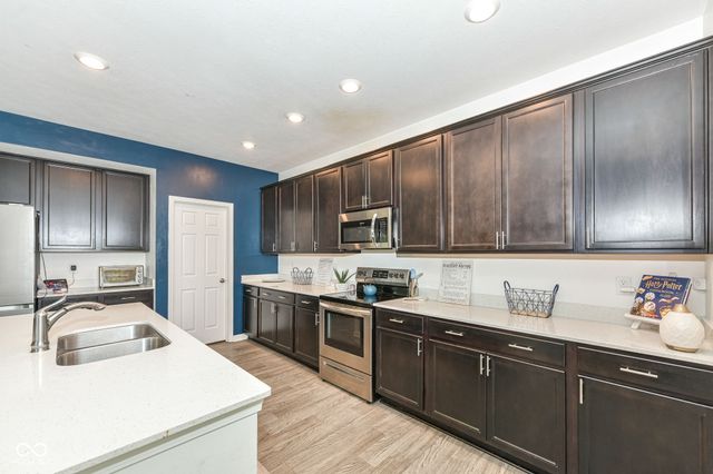 88 Winding Brook Way, Pendleton, IN 46064