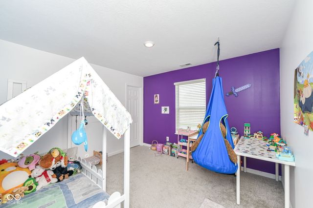 88 Winding Brook Way, Pendleton, IN 46064