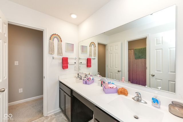 88 Winding Brook Way, Pendleton, IN 46064