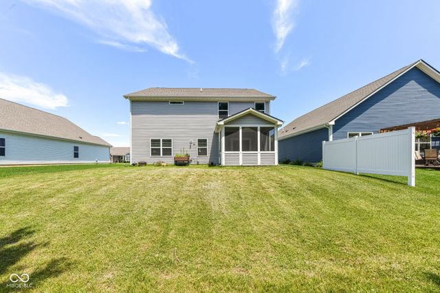 88 Winding Brook Way, Pendleton, IN 46064