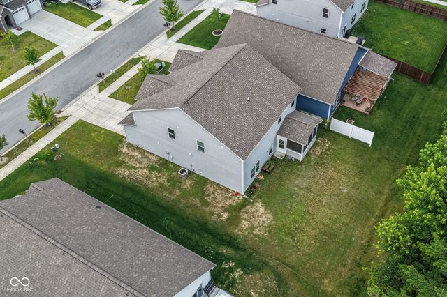 88 Winding Brook Way, Pendleton, IN 46064