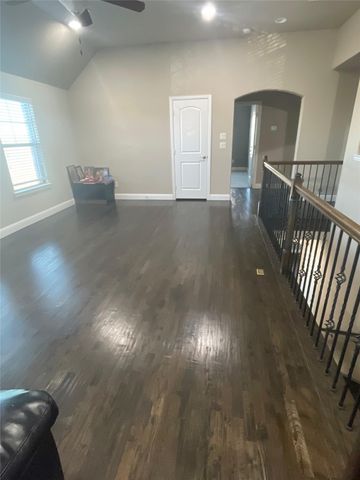 10557 Chaucer Hill Lane, Irving, TX 75063