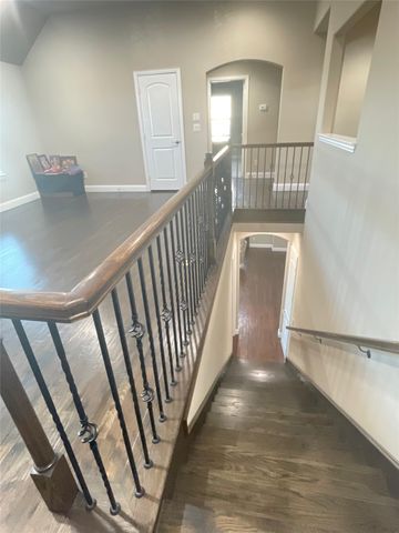10557 Chaucer Hill Lane, Irving, TX 75063