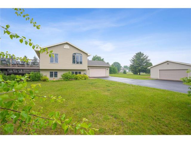 881 217th Street, Osceola, WI 54020