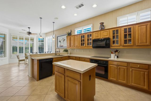 35902 Crescent Street, Palm Desert, CA 92211