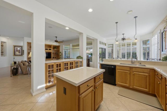 35902 Crescent Street, Palm Desert, CA 92211