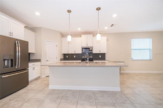 11100 LONGLEAF WOODS DRIVE, Orlando, FL 32832