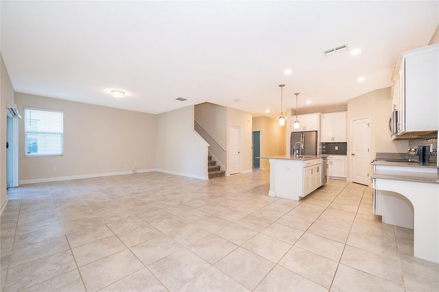 11100 LONGLEAF WOODS DRIVE, Orlando, FL 32832