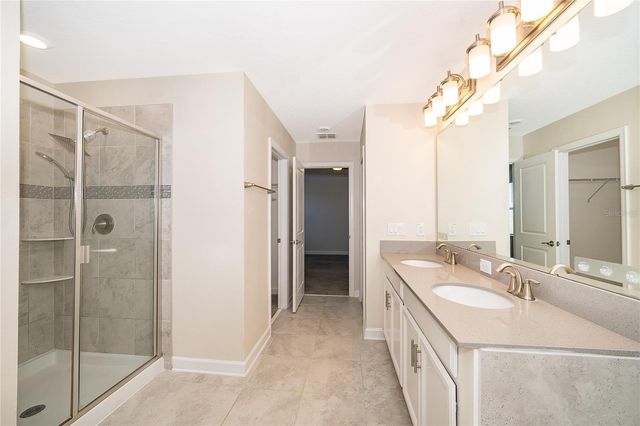 11100 LONGLEAF WOODS DRIVE, Orlando, FL 32832