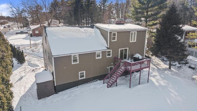 3 Oxyoke Dr, Methuen, MA 01844