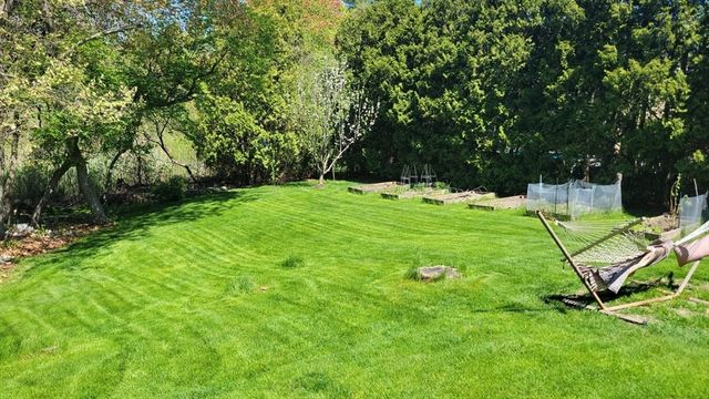 3 Oxyoke Dr, Methuen, MA 01844