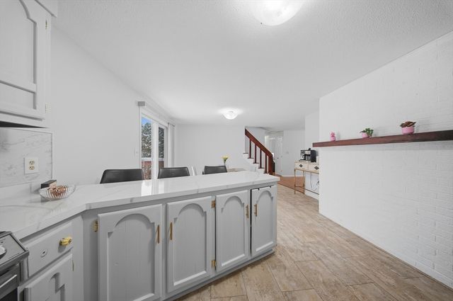 3 Oxyoke Dr, Methuen, MA 01844