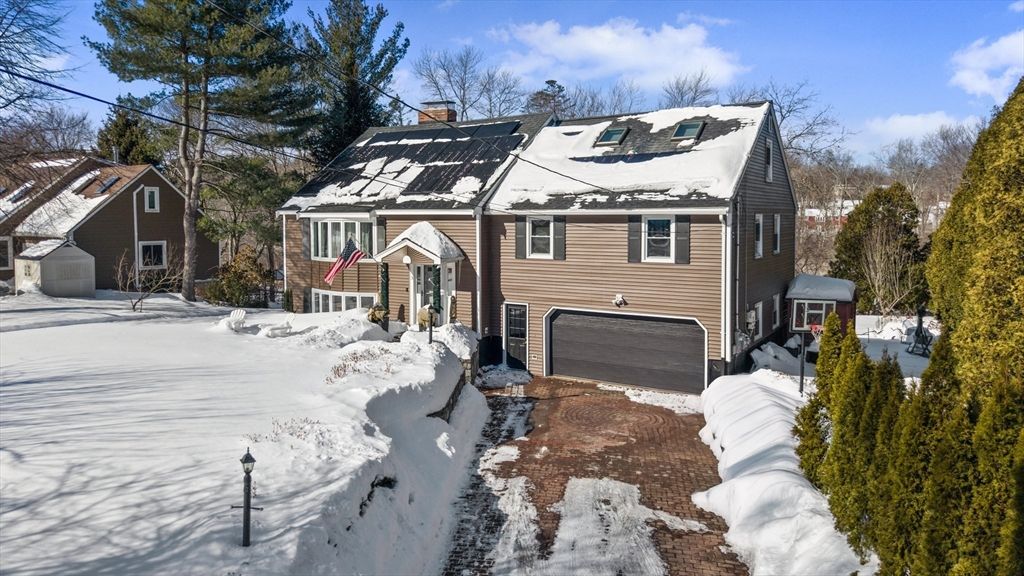 3 Oxyoke Dr, Methuen, MA 01844