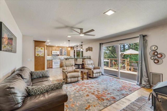 8633 Glen Arbor Road, Ben Lomond, CA 95005