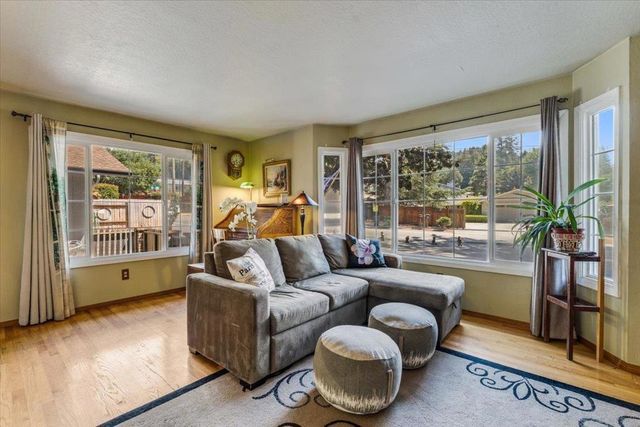 8633 Glen Arbor Road, Ben Lomond, CA 95005