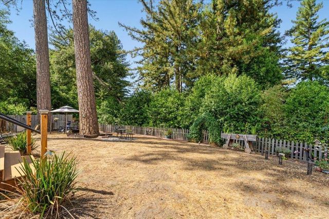 8633 Glen Arbor Road, Ben Lomond, CA 95005