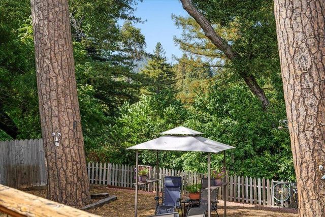 8633 Glen Arbor Road, Ben Lomond, CA 95005