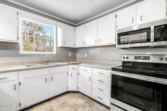 1127 S STATE ROAD 19, Palatka, FL 32177