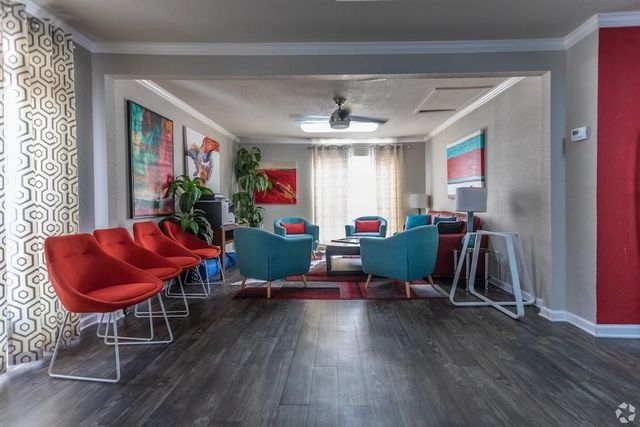 480 W Parker Road 16, Houston, TX 77091