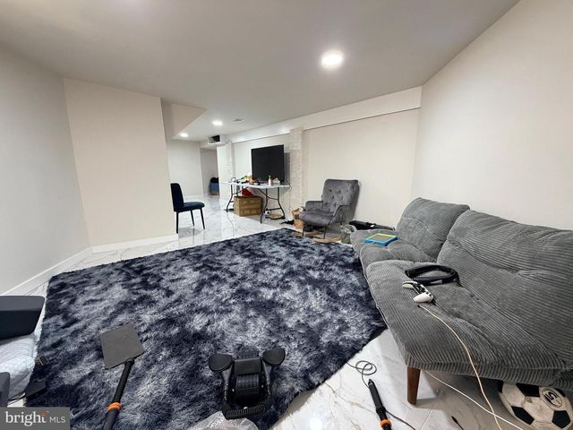 123 BRYN MAWR AVE, Bala Cynwyd, PA 19004