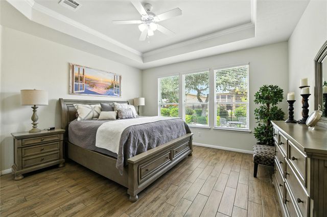 107 Calhoun LN, Georgetown, TX 78633