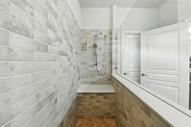 107 Calhoun LN, Georgetown, TX 78633