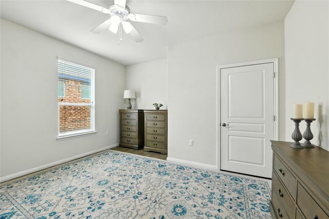 107 Calhoun LN, Georgetown, TX 78633