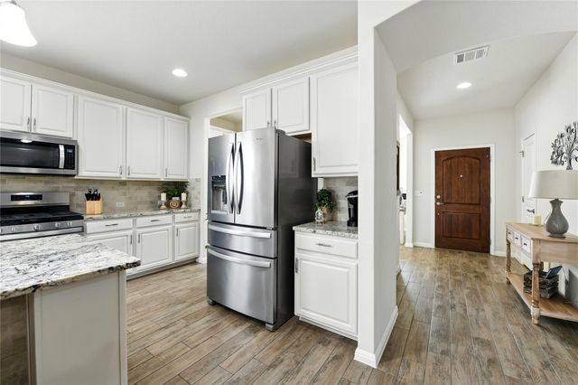 107 Calhoun LN, Georgetown, TX 78633