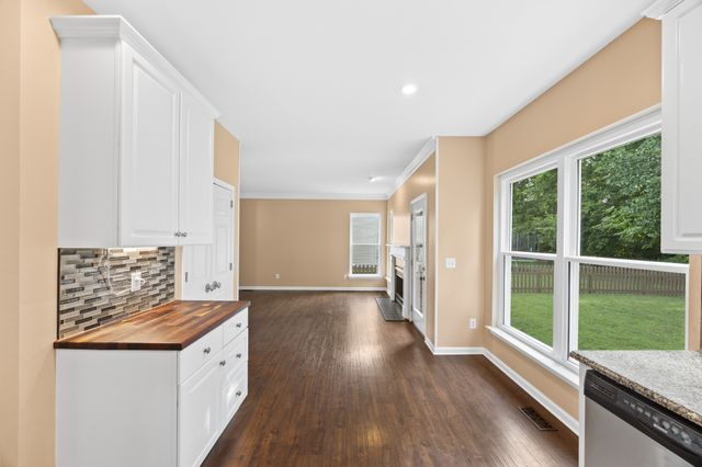 304 Devonshire Dr, Franklin, TN 37064