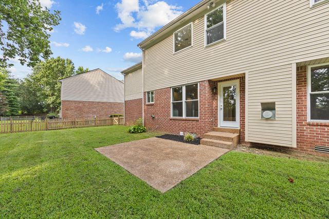 304 Devonshire Dr, Franklin, TN 37064