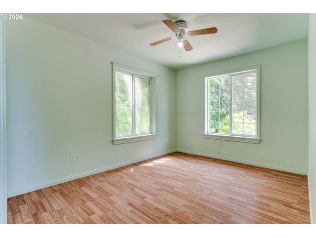 667 KAMAPHEEMA Pl, Eugene, OR 97405