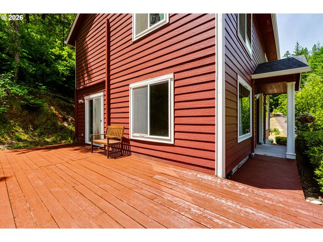 667 KAMAPHEEMA Pl, Eugene, OR 97405