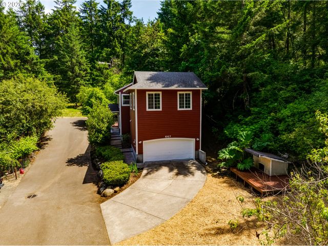 667 KAMAPHEEMA Pl, Eugene, OR 97405